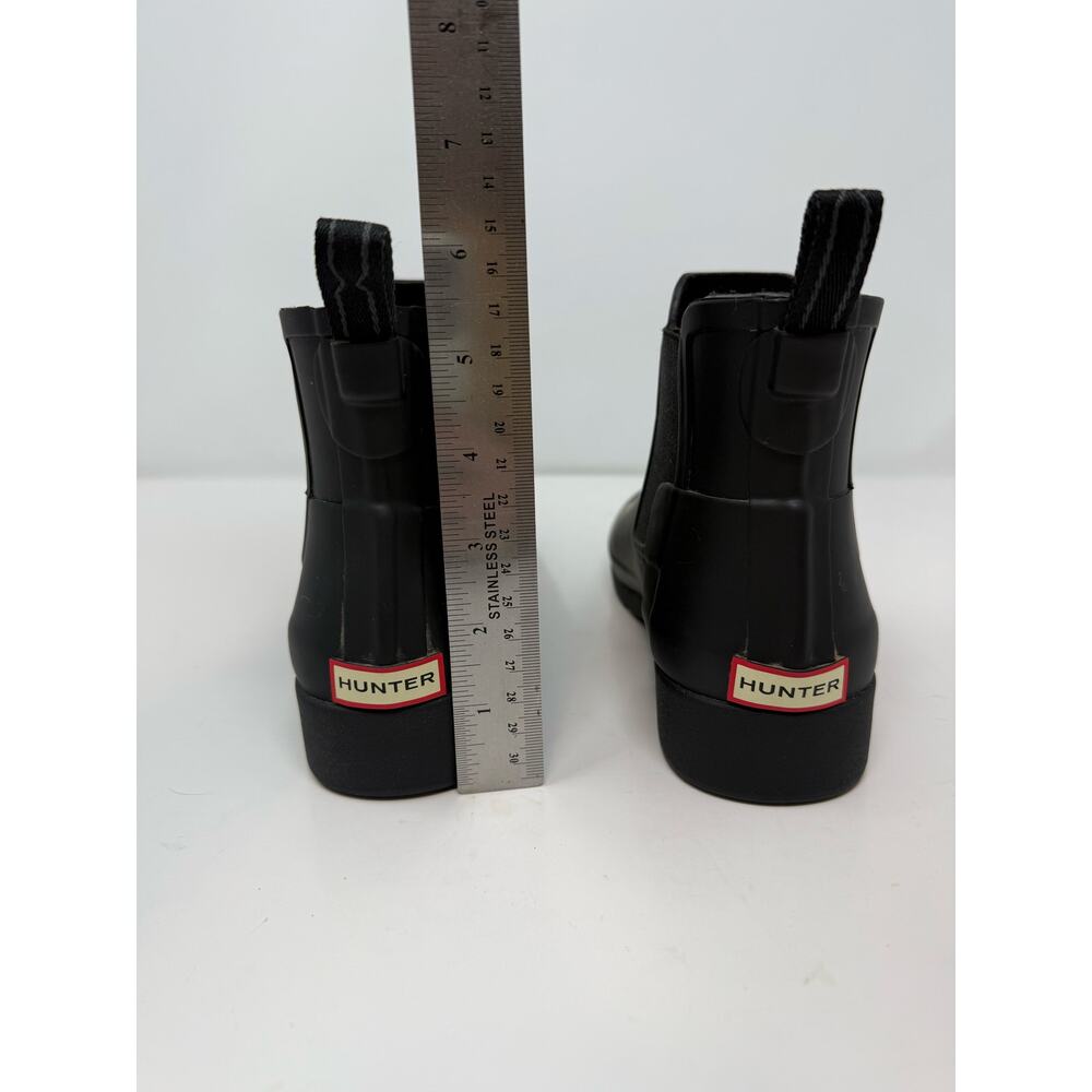 Hunter Refined Chelsea Rain Boot Women's 6 Black Waterproof Weatherproof EUC - Picture 10 of 11